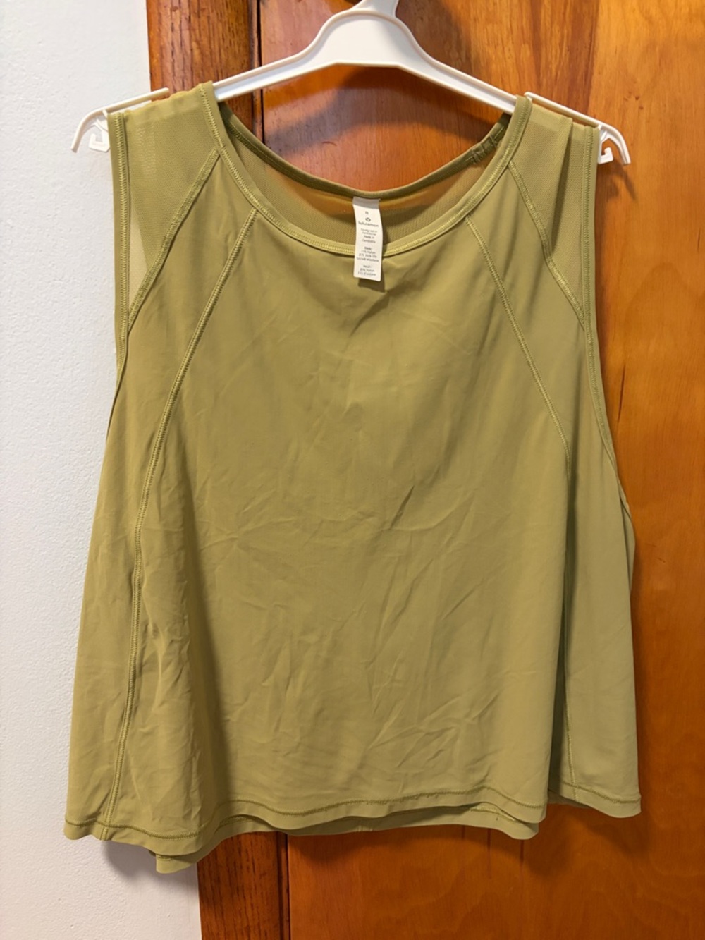 lululemon athletica Light Olive Sleeveless Tank Size 8 Women’s